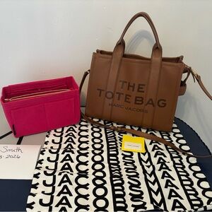 Marc Jacobs Brown Pebbled Leather Tote with Pink Felt Organizer